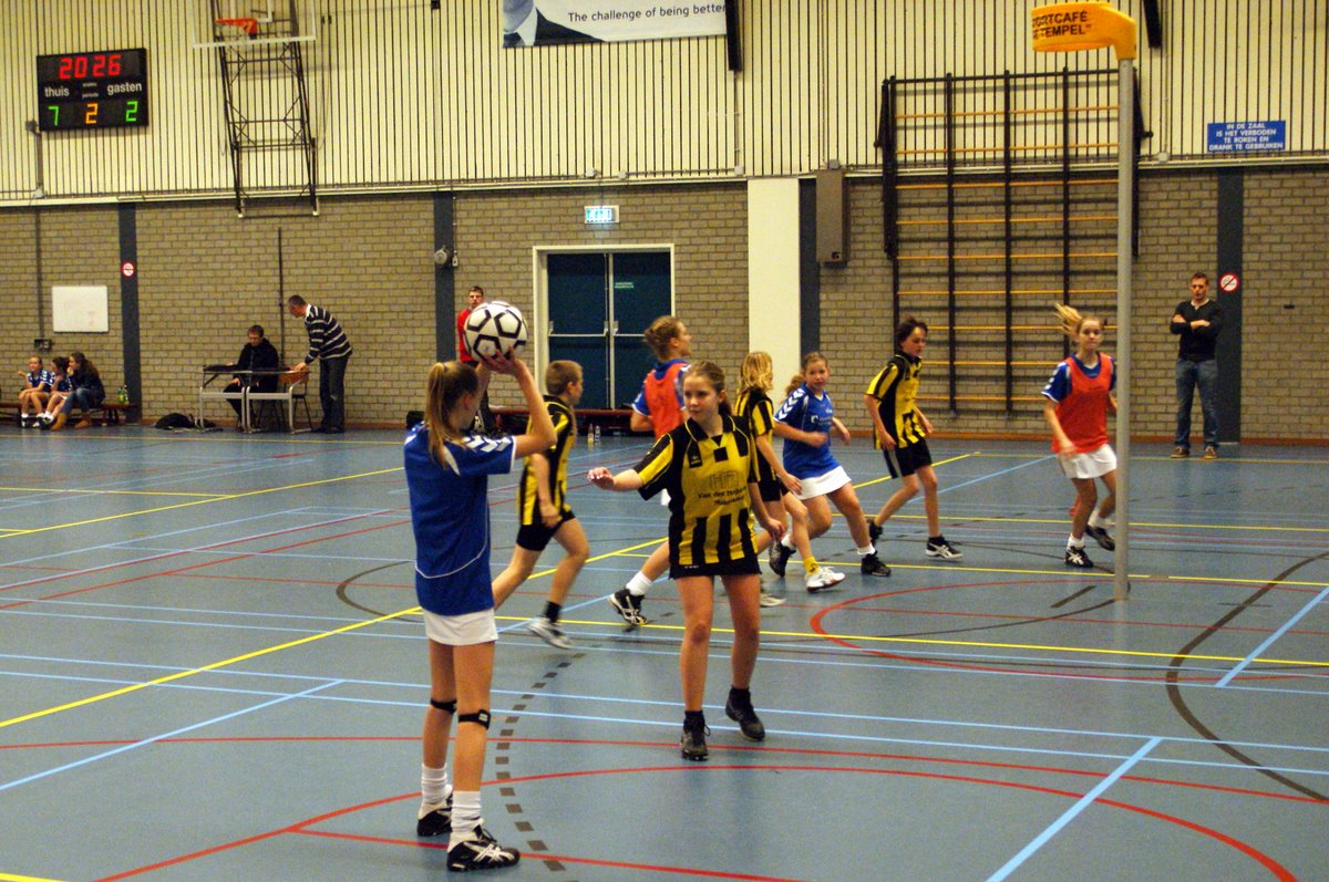 Korfbal C3  21 januari-14.JPG